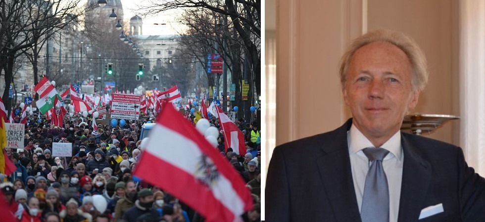 Foto tratta da Fb Mfg - Menschen Freiheit Grundrechte Austria, annullata la conferenza del partito no vax: non avevano il Green pass